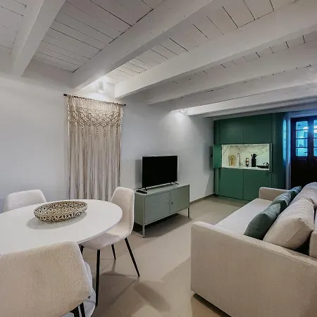 Predio Da Estacao Apartman Porto